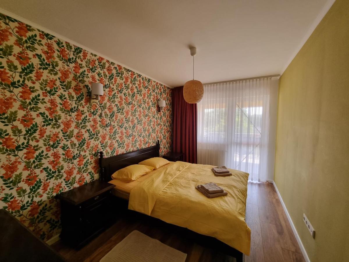 Bougainvillea Apartman Sfântu-Gheorghe Exterior foto